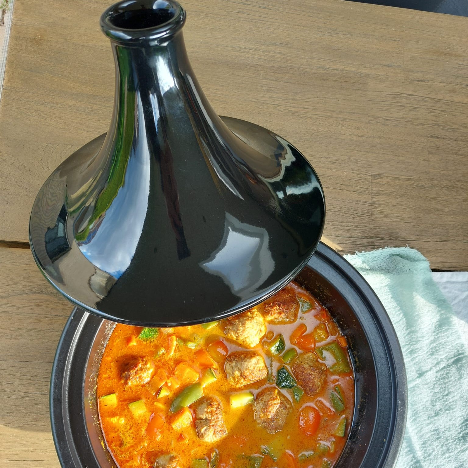 rode curry met kipballetjes